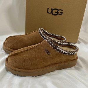 UGG Tasman Slipper in chestnut